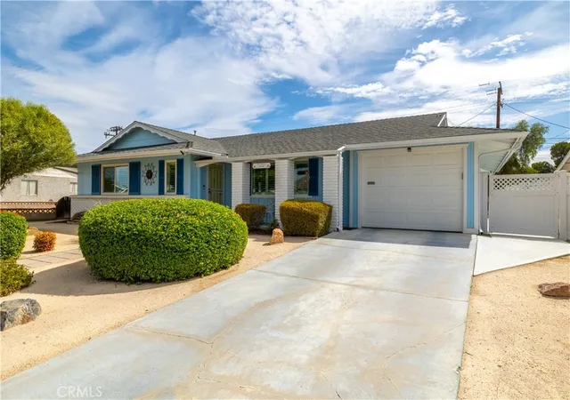 Photo 4 of Sale Pending at 28700 Thornhill, Menifee, CA 92586 | MLS# SW26191728 | Listing updated on 2026-10-02