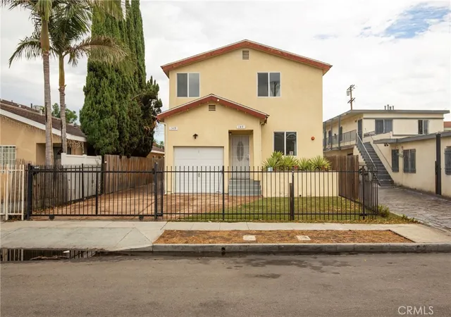 Photo 3 of Multi family home for sale at 149 W Colden Ave, Los Angeles, CA 90003 | MLS# SB26197696 | Listing updated on 2026-10-06