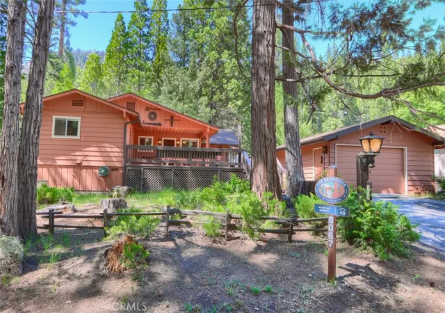 Photo 1 of Single family home for sale at 8067 Chilnualna Fls Rd, Yosemite National Park, CA 95389 | MLS# FR26197703 | Listing updated on 2026-09-09