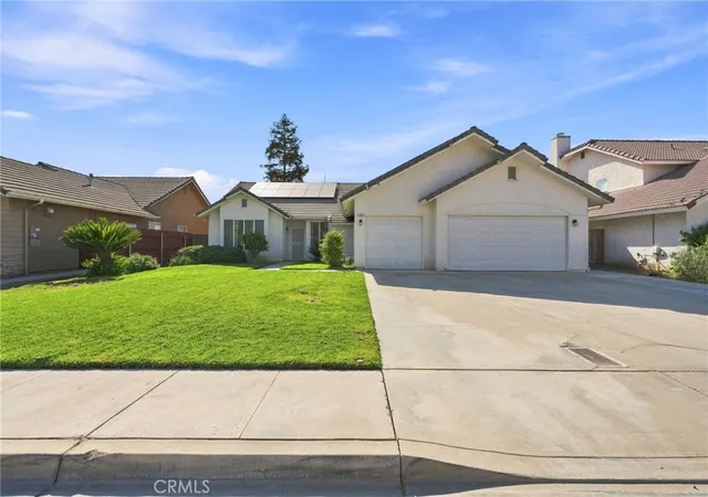 Photo 1 of Sale Pending at 1601 N Eaton, Dinuba, CA 93618 | MLS# PI26197031 | Listing updated on 2026-09-21