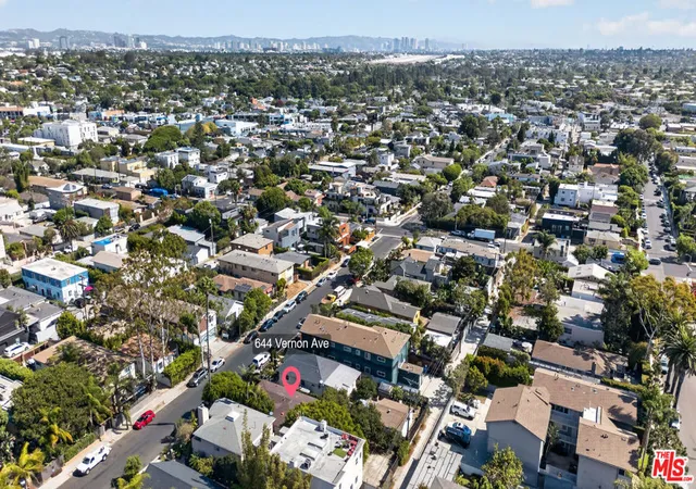 Photo 3 of Multi family home for sale at 644 Vernon Ave #644/646, Venice, CA 90291 | MLS# 26986047 | Listing updated on 2026-09-17