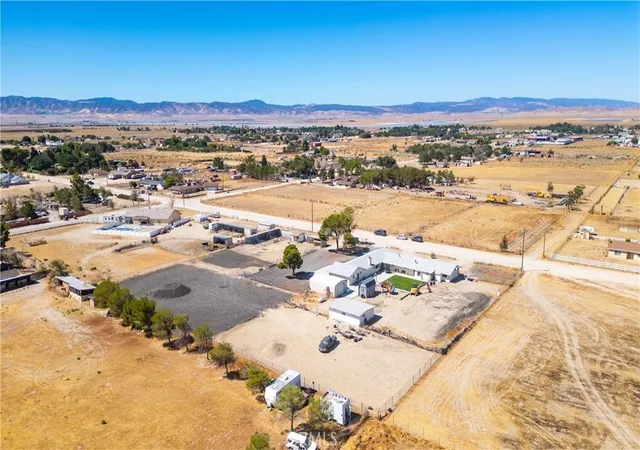 Photo 3 of Single family home for sale at 48054 85th Street W, Lancaster, CA 93536 | MLS# SR26197516 | Listing updated on 2026-10-31