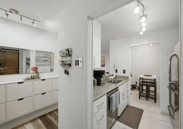 Listing Photo 4 - Condo for sale in building located at 39975 Cedar Blvd, Newark, CA 94560 - Unit #130