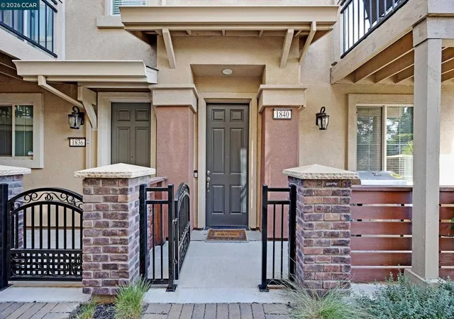 Photo 1 of Townhouse for sale at 1840 Enclave Pl, Concord, CA 94519 | MLS# 41147648 | Listing updated on 2026-09-29