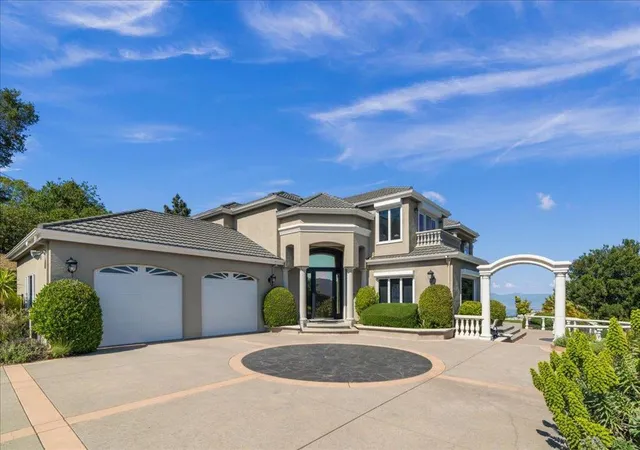 Photo 2 of Single family home for sale at 19465 Montevina Rd, Los Gatos, CA 95033 | MLS# ML82056050 | Listing updated on 2026-09-27