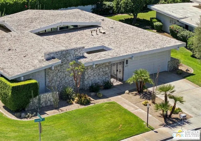 Condo for sale at 2493 S Madrona Dr, Palm Springs, CA 92264 | MLS# 26859731PS