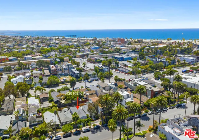 Photo 2 of Single family home for sale at 430 Rialto Ave, Venice, CA 90291 | MLS# 26986241 | Listing updated on 2026-09-17