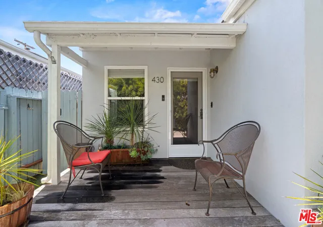 Photo 4 of Single family home for sale at 430 Rialto Ave, Venice, CA 90291 | MLS# 26986241 | Listing updated on 2026-09-17
