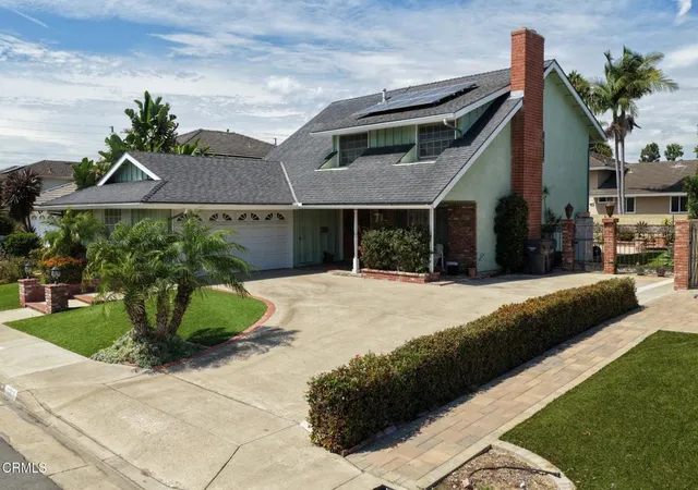 Photo 30 of Single family home for sale at 10081 Beverly Dr, Huntington Beach, CA 92646 | MLS# V1-38641 | Listing updated on 2026-10-12