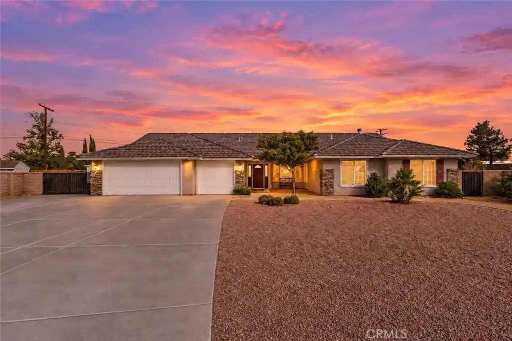 Photo 1 of Single family home for sale at 20463 Majestic Dr, Apple Valley, CA 92308 | MLS# HD26196289 | Listing updated on 2026-10-24