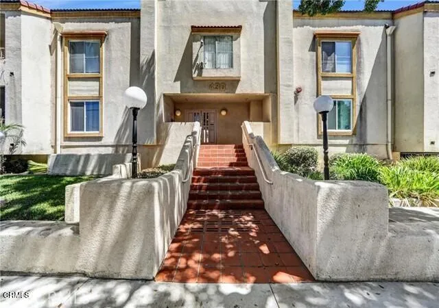Photo 1 of Condo for sale at 430 N Holliston Ave #103, Pasadena, CA 91106 | MLS# P1-28770 | Listing updated on 2026-09-14