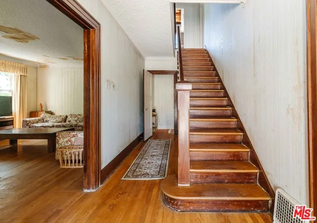 Photo 3 of Single family home for sale at 354 21st Street, Santa Monica, CA 90402 | MLS# 26985753 | Listing updated on 2026-10-08