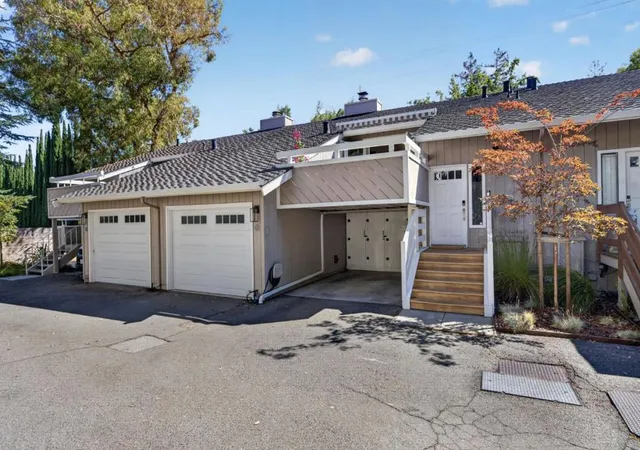 Photo 3 of Condo for sale at 175 Villa Ave, Los Gatos, CA 95030 | MLS# ML82060276 | Listing updated on 2026-10-04