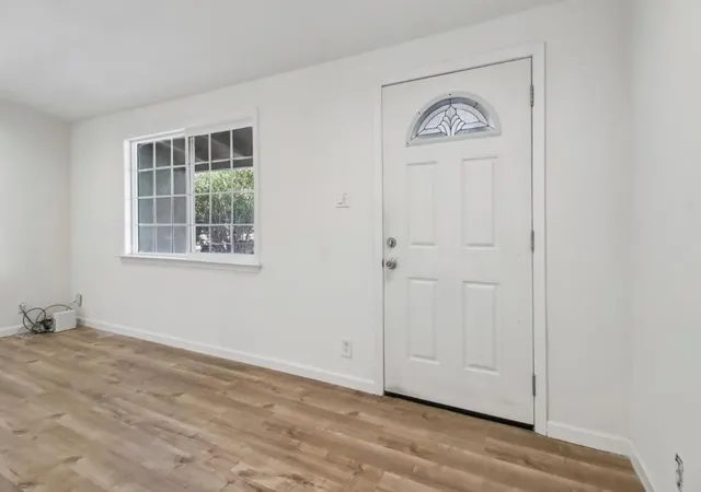 Photo 2 of Sale Pending at 10081 Kenilworth Way, San Jose, CA 95127 | MLS# ML82056883 | Listing updated on 2026-10-02