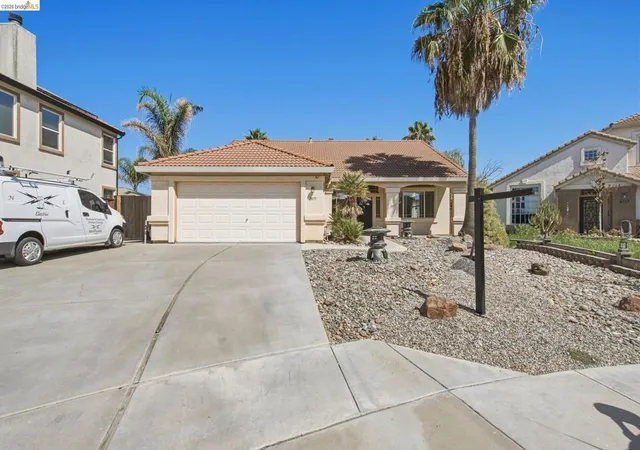 Photo 2 of Single family home for sale at 2419 Imperial Ct, Discovery Bay, CA 94505 | MLS# 41147666 | Listing updated on 2026-09-28