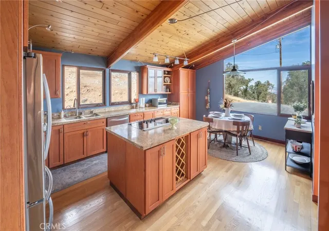 Photo 4 of Single family home for sale at 9256 Lazo Way, La Grange, CA 95329 | MLS# MC26196726 | Listing updated on 2026-10-09