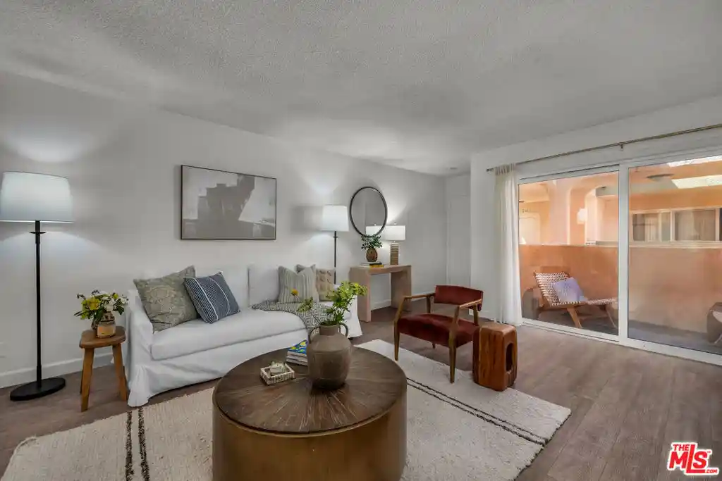Photo 1 of Condo for sale at 914 Lincoln Blvd #202, Santa Monica, CA 90403 | MLS# 26986271 | Listing updated on 2026-10-24