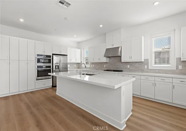 Photo 2 of Condo for sale at 109 Junco, Irvine, CA 92618 | MLS# OC26193562 | Listing updated on 2026-09-11