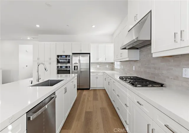 Photo 3 of Condo for sale at 109 Junco, Irvine, CA 92618 | MLS# OC26193562 | Listing updated on 2026-09-11