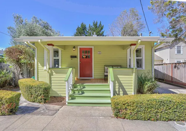 Photo 1 of Single family home for sale at 129 May Ave, Santa Cruz, CA 95062 | MLS# ML82060616 | Listing updated on 2026-10-12