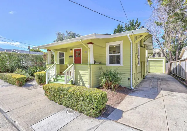 Photo 3 of Single family home for sale at 129 May Ave, Santa Cruz, CA 95062 | MLS# ML82060616 | Listing updated on 2026-10-12