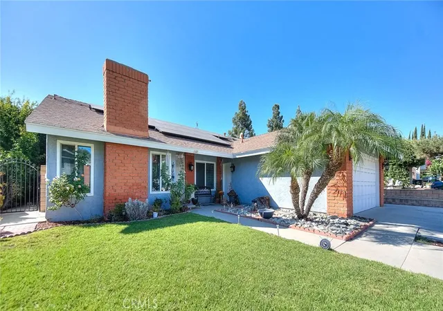 Photo 3 of Single family home for sale at 1537 Meadow Glen, Diamond Bar, CA 91765 | MLS# CV26196617 | Listing updated on 2026-10-11