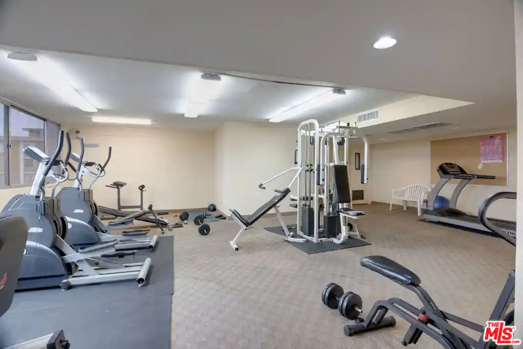 Listing Photo 32 - Condo for sale in 421 S La Fayette Park Pl located at 421 S La Fayette Park Pl, Los Angeles, CA 90057 - Unit #711