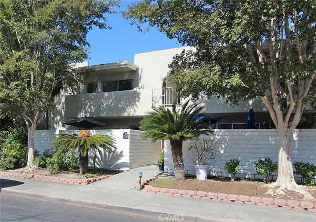 Photo 1 of Sale Pending at 2189 Via Mariposa E #C, Laguna Woods, CA 92637 | MLS# OC26197971 | Listing updated on 2026-10-04