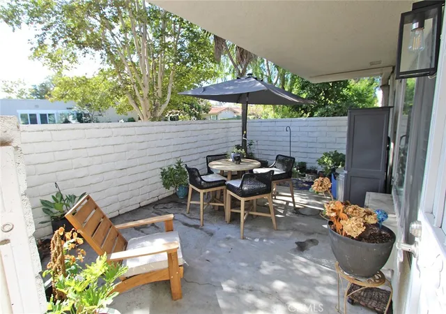 Photo 3 of Sale Pending at 2189 Via Mariposa E #C, Laguna Woods, CA 92637 | MLS# OC26197971 | Listing updated on 2026-10-04