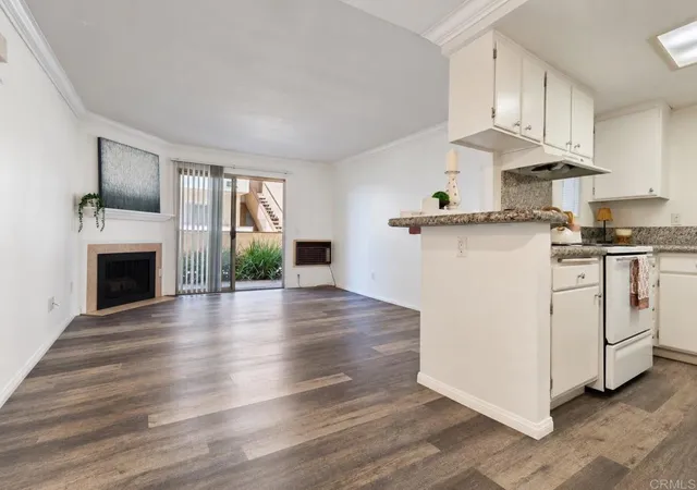 Listing Photo 3 - Condo for sale in building located at 210 Woodland Pkwy, San Marcos, CA 92069 - Unit #135