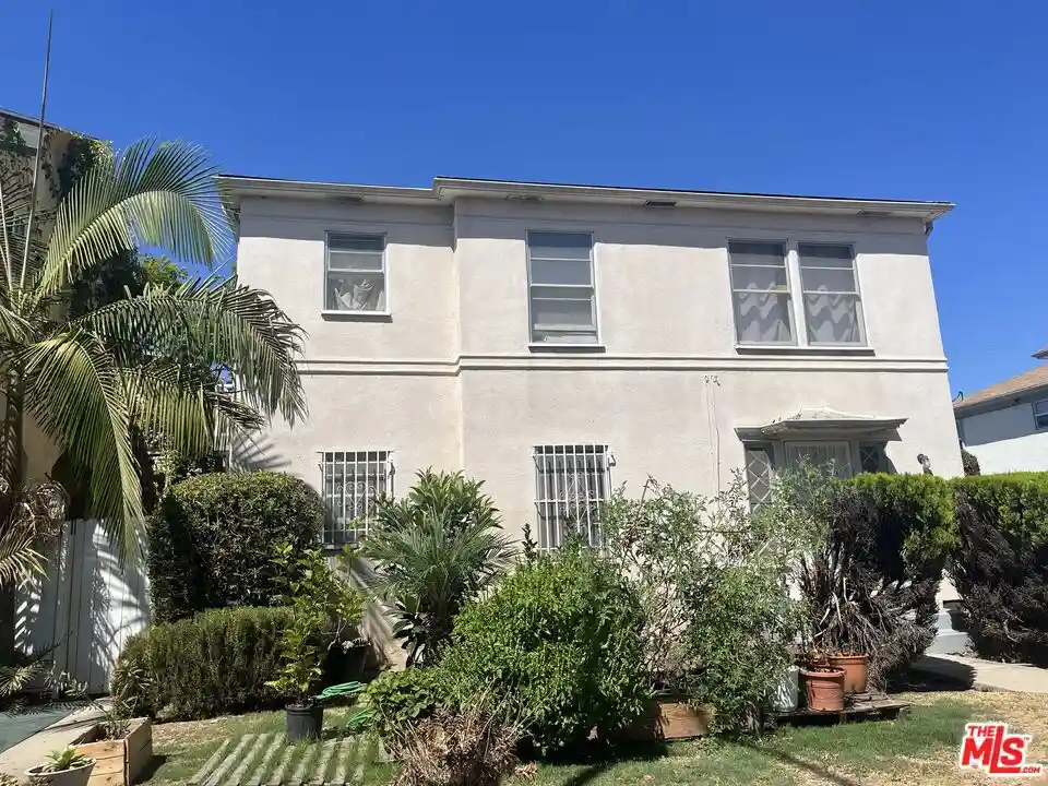 Listing Photo 1 - Condo for sale in 1433 S Fairfax Ave located at 1433 S Fairfax Ave, Los Angeles, CA 90019 - Unit 1433 S Fairfax Ave