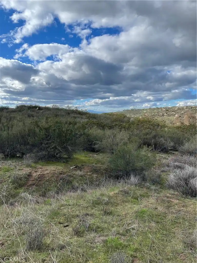 Photo 1 of Land for sale at 44381 Endor Ln, Hemet, CA 92544 | MLS# SW26198044 | Listing updated on 2026-10-19