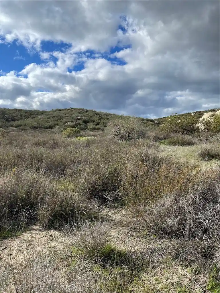 Photo 1 of Land for sale at 44926 Benton Rd, Hemet, CA 92544 | MLS# SW26198047 | Listing updated on 2026-10-19