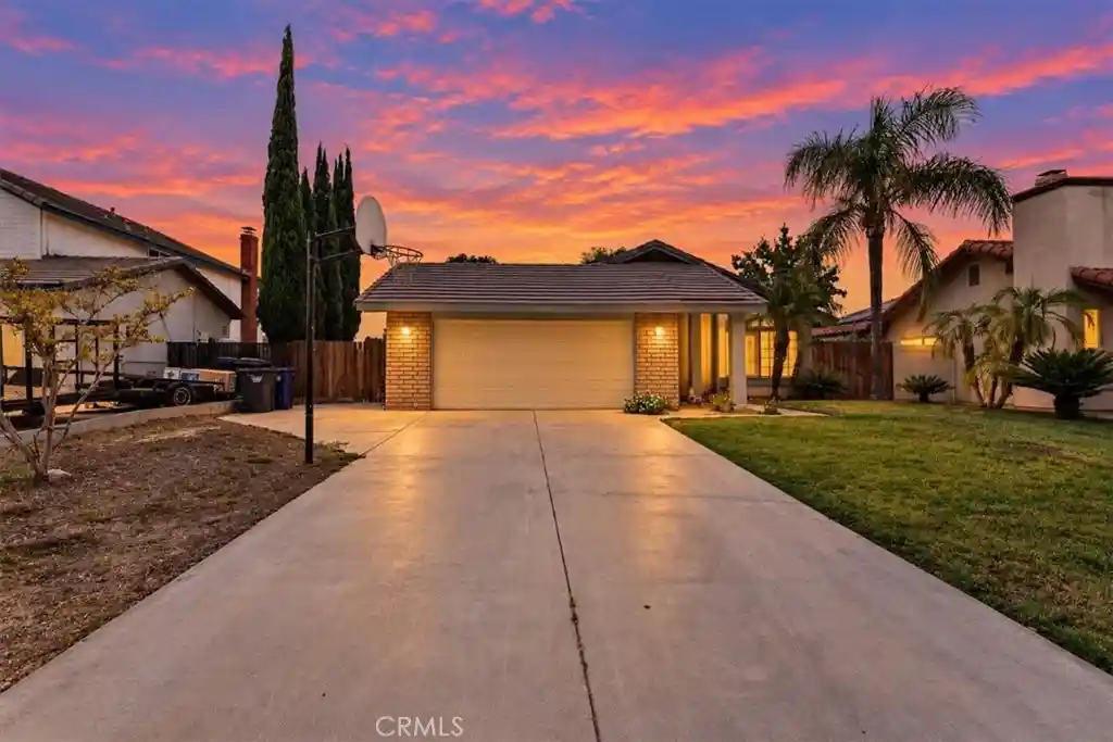 Single family home for sale at 1537 Kelly St, Redlands, CA 92374 | MLS# SR26198024
