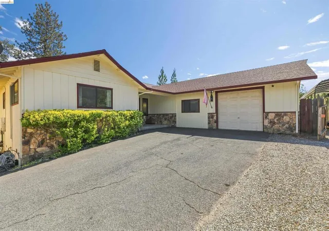 Photo 1 of Single family home for sale at 1240 Suzanne Dr, Angels Camp, CA 95222 | MLS# 41147720 | Listing updated on 2026-09-26