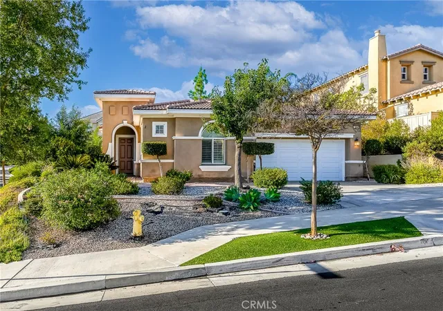 Photo 1 of Single family home for sale at 58 Via De La Valle, Lake Elsinore, CA 92532 | MLS# SW26197769 | Listing updated on 2026-10-06