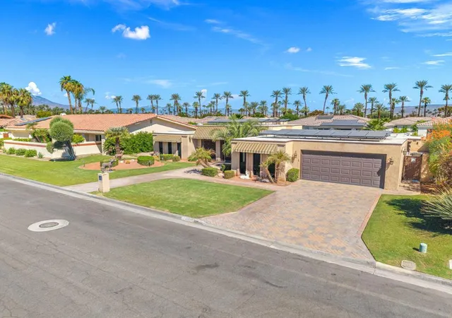 Photo 3 of Single family home for sale at 75406 Montecito Dr, Indian Wells, CA 92210 | MLS# 219152489DA | Listing updated on 2026-09-24