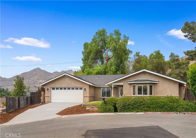 Single family home for sale at 291 Hillandale Ct, Riverside, CA 92507 | MLS# TR26195528