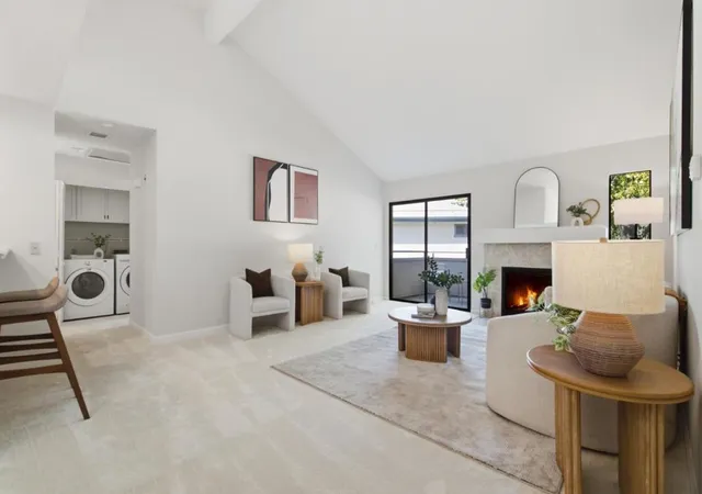 Listing Photo 3 - Condo for sale in building located at 6386 Buena Vis Dr, Newark, CA 94560 - Unit #B