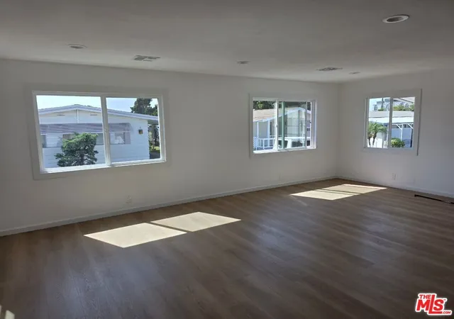 Photo 3 of Manufactured home for sale at 17700 S Avalon Blvd #204, Carson, CA 90746 | MLS# 26986501 | Listing updated on 2026-09-17