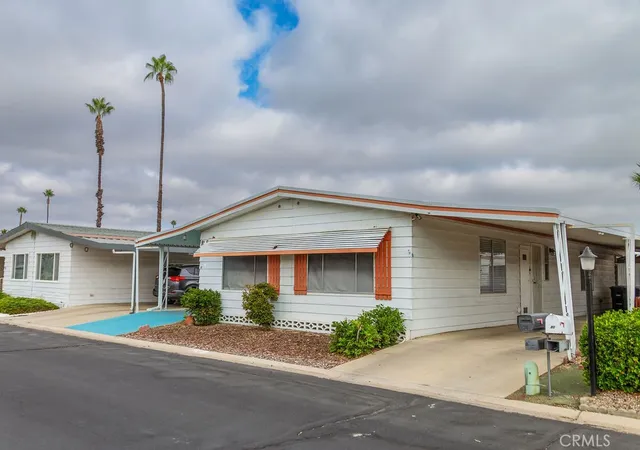 Photo 2 of Manufactured home for sale at 601 N Kirby #81, Hemet, CA 92545 | MLS# SW26198274 | Listing updated on 2026-10-08