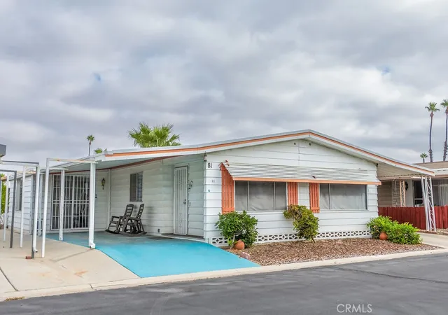 Photo 3 of Manufactured home for sale at 601 N Kirby #81, Hemet, CA 92545 | MLS# SW26198274 | Listing updated on 2026-10-08