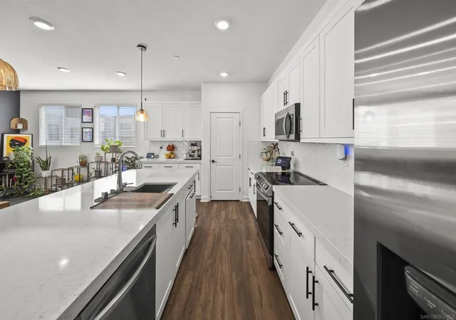 Photo 3 of Townhouse for sale at 785 Vada St #1, Chula Vista, CA 91911 | MLS# 260022160SD | Listing updated on 2026-10-09