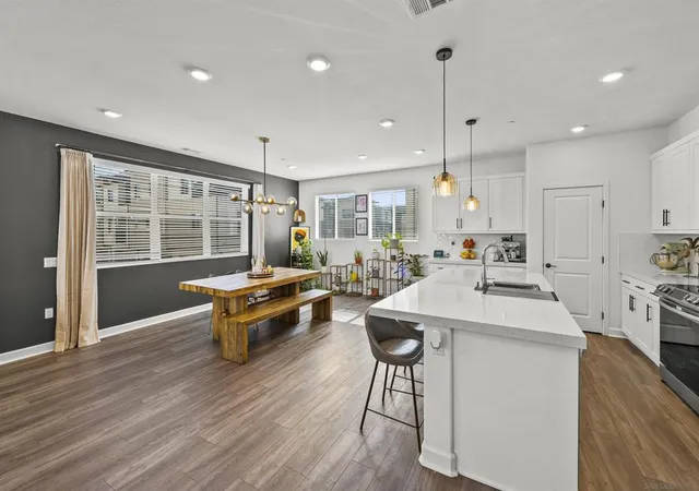 Photo 3 of Townhouse for sale at 785 Vada St #1, Chula Vista, CA 91911 | MLS# 260022160SD | Listing updated on 2026-10-09