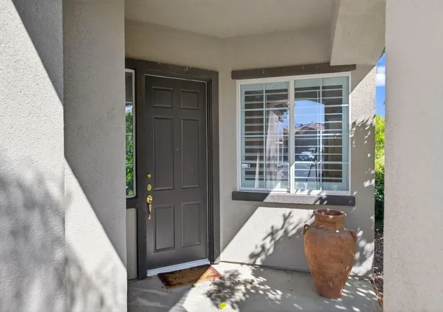 Photo 3 of Single family home for sale at 80456 Glen Eagles Ct, Indio, CA 92201 | MLS# 219152500DA | Listing updated on 2026-10-08