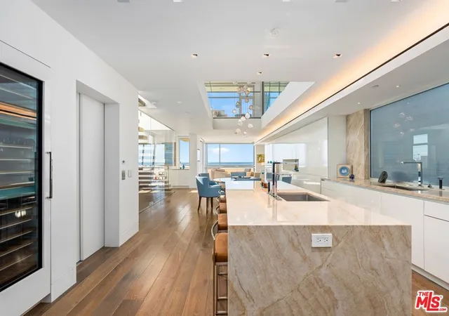 Photo 3 of Single family home for sale at 2505 Ocean Front Walk, Venice, CA 90291 | MLS# 26926445 | Listing updated on 2026-10-07