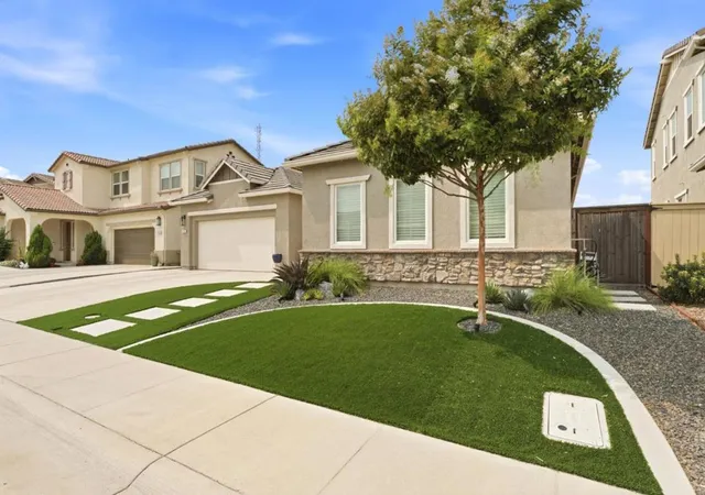 Photo 3 of Single family home for sale at 2032 Challenger Way, Roseville, CA 95747 | MLS# ML82060629 | Listing updated on 2026-10-04