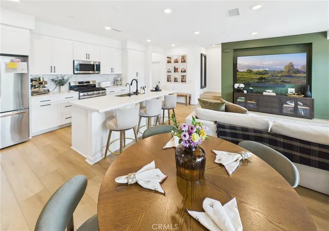 Townhouse for sale at 17952 Seaglass Dr, Huntington Beach, CA 92646 | MLS# OC26196733