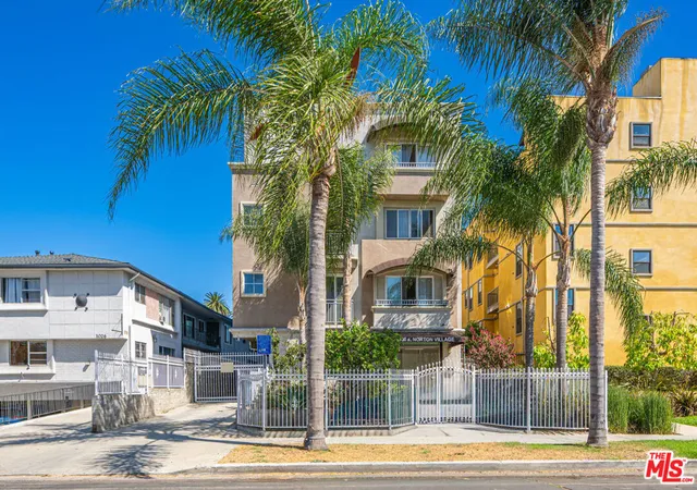 Photo 1 of Condo for sale at 1030 S Norton Ave #5, Los Angeles, CA 90019 | MLS# 26986269 | Listing updated on 2026-10-01