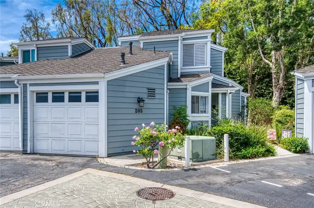 Photo 1 of Townhouse for sale at 205 Santa Rosa Ct, Laguna Beach, CA 92651 | MLS# NP26197327 | Listing updated on 2026-10-28